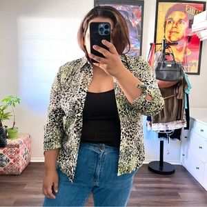 JM Collection Green Geometric Pattern Button Down Tie Sleeve Top Size 16